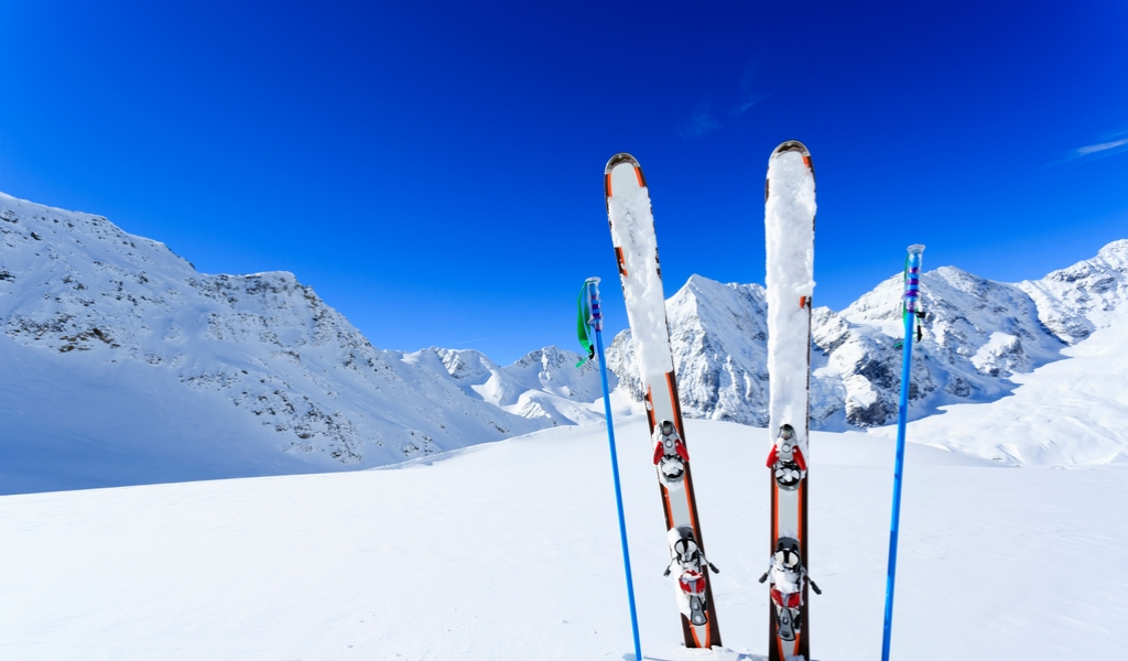 5 Best Tips On How To Store Your Ski Gear 2 How to Store Ski