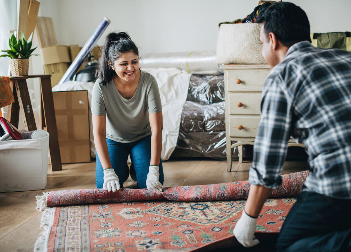 6 Best Tips On How to Move Rugs – Kent’s Tips on How to Wrap a Rug for Shipping 1 Moving to Townsville